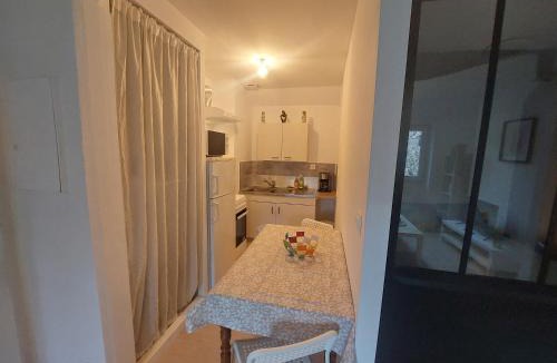 Blaye Apartment | Studio des Remparts - centre-ville de Blaye - Chelona'Loc
