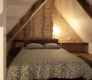 Limogne-en-Quercy House | Studio en duplex et jardin au coeur du village