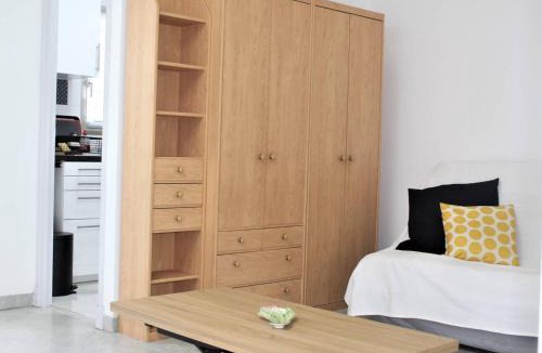 Villeneuve Loubet Beach Apartment | Studio en RDJ avec jardin, plage à 3m, clim et parking, Villeneuve-Loubet - FR-1-252A-74