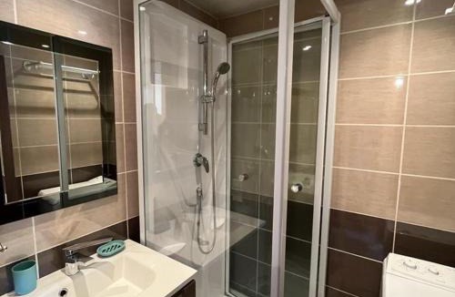 Morzine Apartment | Studio ensoleillé à Morzine avec tennis proche village - FR-1-679-1