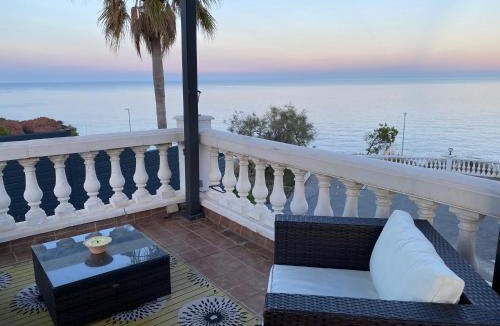 Antheor Apartment | Studio et son Rooftop Panoramique Privé, Anthéor, Saint Raphaël, plage et gare à Pieds