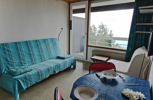 Chamrousse Apartment | Studio for 3 at the foot of the slopes, pets accepted