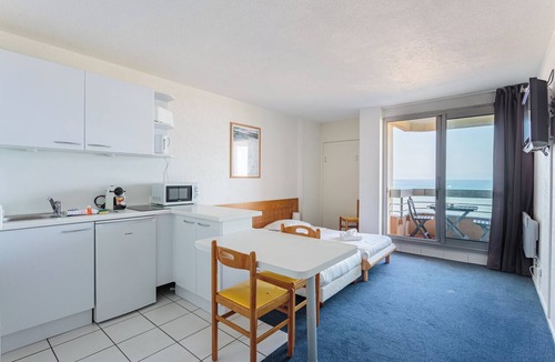Biarritz Apartment | Studio Helder, vue mer - Welkeys