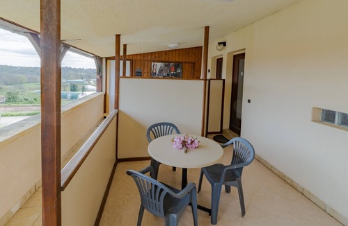 Saint-Genies Apartment | Studio La Résidence du Vieux Four with Shared Pool Near Sarlat