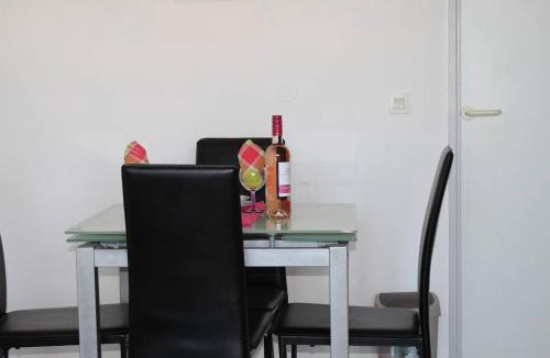Villeneuve Loubet Beach Apartment | Studio Moderne avec Terrasse, Plage à 150m, Clim, Jardin et Tennis - FR-1-252A-5