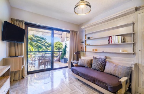 Villeneuve Loubet Beach Apartment | Studio Riviera de Bahia
