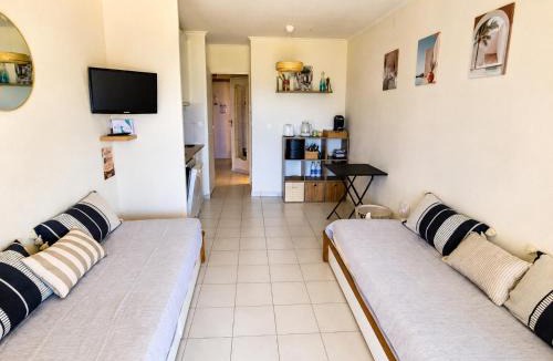 Le Dramont Apartment | Studio village vacances