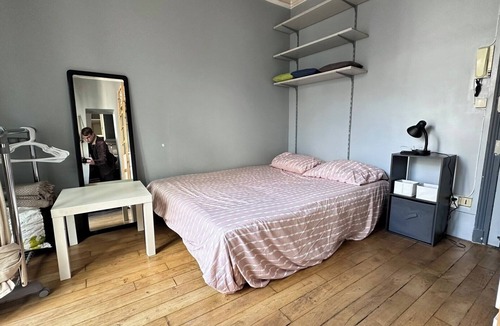 18th Arrondissement Apartment | Studio with Balcony - Montmartre