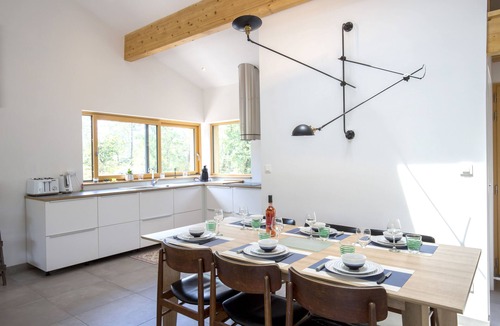 La Teste-de-Buch House | Stunning air-conditioned wooden villa with a heated pool in the Bassin d'Arcachon forest, 10 minutes from the beaches