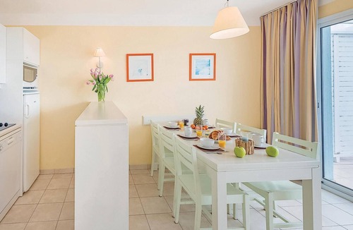 Chateau-d'Olonne Apartment | Stunning apartment in Château-d'Olonne