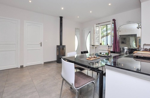 Saint-Jeannet Apartment | Stunning apartment in Saint-Jeannet