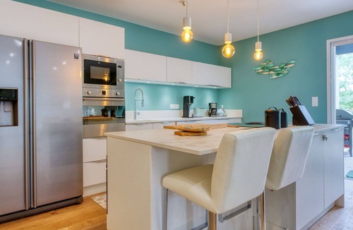 Grayan-Et-L'Hopital Villa | Stunning private villa for 6 guests with WIFI, TV and terrace