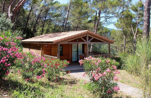 Sollies-Toucas House | Stunning private villa for 6 people with A/C, WIFI, pool, TV, terrace and pets allowed