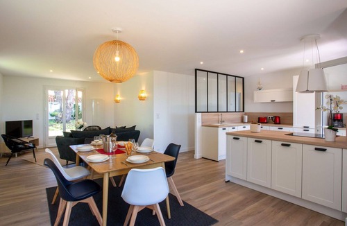 Prefailles House | Stunning private villa for 6 guests with private pool, WIFI, TV and terrace