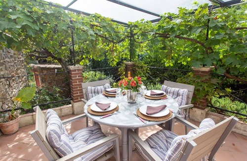 Cuers House | Stunning villa for 4 people with A/C, WIFI, private pool and TV