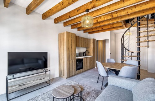 Thonon-les-Bains Apartment | Stylish duplex with balcony – Right in the heart of Thonon