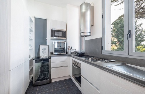 Menton Condo | Sublime sea view house