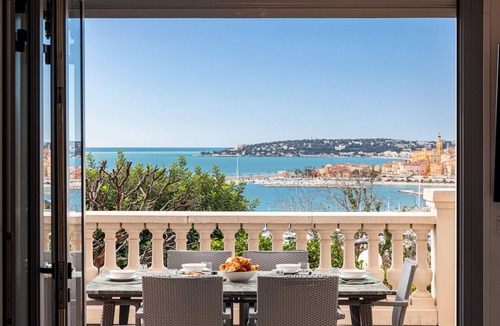 Menton Condo | Sublime sea view house