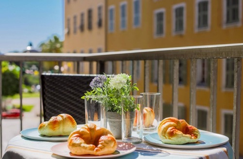 Carre d'Or Apartment | SUEDE AP4207 by Riviera Holiday Homes