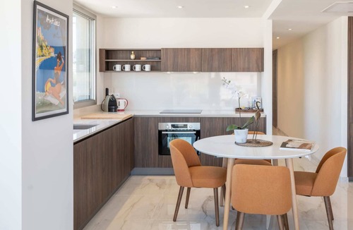 Juan-les-Pins Apartment | Sunny Duplex 5C - Three Bedroom Apartment, Sleeps 6