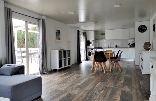 Hyeres House | Sunny Garden Cottage - Hyères, 5 minutes from the beaches