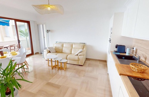Menton Apartment | Superb renovated 4BR with AC and terrace near sea and center