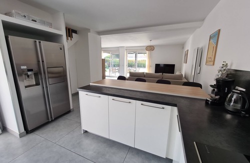 Plage de la Garonnette Villa | Superb villa near beach clim private pool