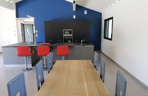 Iholdy House | Superbe Maison Neuve en Pleine Campagne