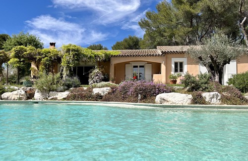 Roquefort-les-Pins Villa | Superbe Villa Avec Piscine, Idéale Pour Vacances en Famille