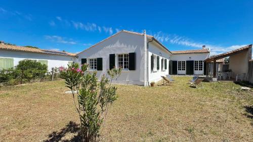 La Couarde-sur-Mer Villa | Superbe villa à deux pas des commerces avec jardin