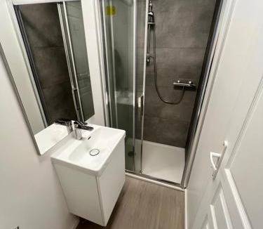 Saintes Apartment | T2 calme - clim et parking gratuit - Abbaye aux Dames