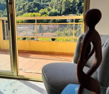 Menton Apartment | T2 Menton - Garage - Proche centre ville & mer