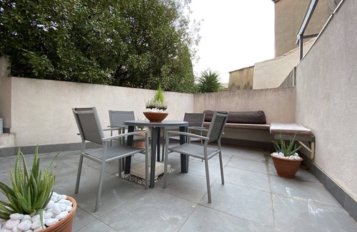 Old Town Apartment | T3 avec terrasse centre Saint Tropez