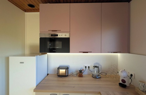 Prignac-et-Marcamps Apartment | T3 fully equipped - short stay/mobility lease - balcony overlooking the vineyards