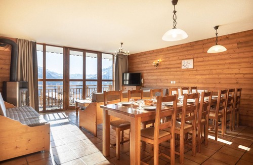 Les Eucherts Condo | T6 au pied des pistes | Piscine et sauna