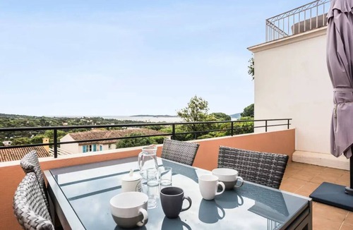 Les Restanques Apartment | The Bastides in the Restanques of the Gulf of St Tropez - maeva Home - 3-room bastide for 6 people with splendid sea view - Prestige - Super Home