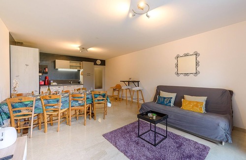 Duingt Apartment | The Lake and Chill - rez de jardin de 3ch, pieds dans l'eau