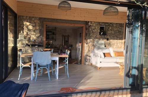 Gilette House | The Luxury Cabin 1