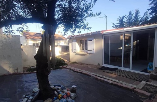 Fromentine House | The Olive Tree, 5 minutes from the beach