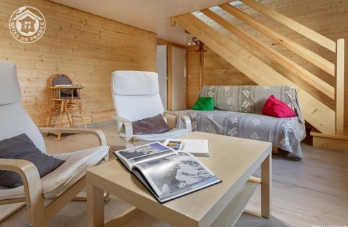 La Rochette House | Thermik - LA Rochette
