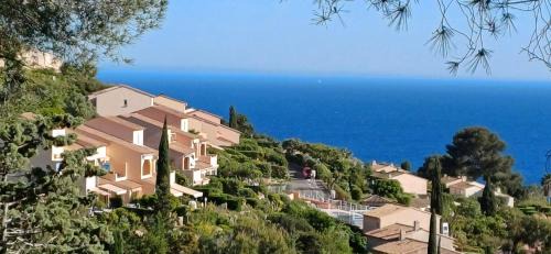 Le Dramont Villa | Tous à la piscine au BELVEDERE vue mer