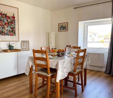 La Gaubretiere Apartment | Tranquiloue - Appart Cosy - 20min Puy du Fou