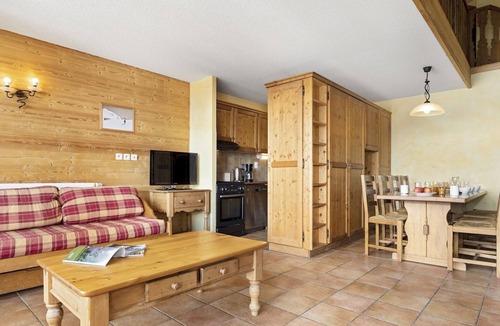 Les Eucherts Apartment | travelski home select - Résidence Les Balcons De La Rosière 4 stars