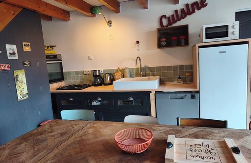 Montrevault-sur-Evre House | Two gîtes in the countryside for 25 people: indoor swimming pool and play areas