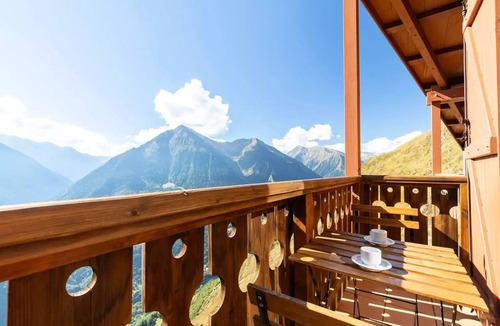 Pla d'Adet Apartment | Type 2 (sleeps 6) – Apartment building with pool at the base of the slopes in Pla d'Adet