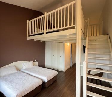 Gilette Hotel | ULVF Le Domaine de l'Olivaie