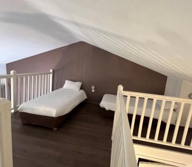Gilette Hotel | ULVF Le Domaine de l'Olivaie