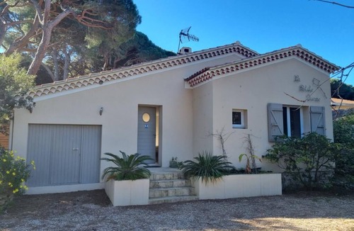 Hyeres House | Ursa Minor