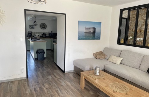 Gemozac House | Vacation home for 16 to 22 people