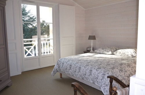 Prefailles House | Vacation home for 4 people, 100 m from the beach and the coastal path